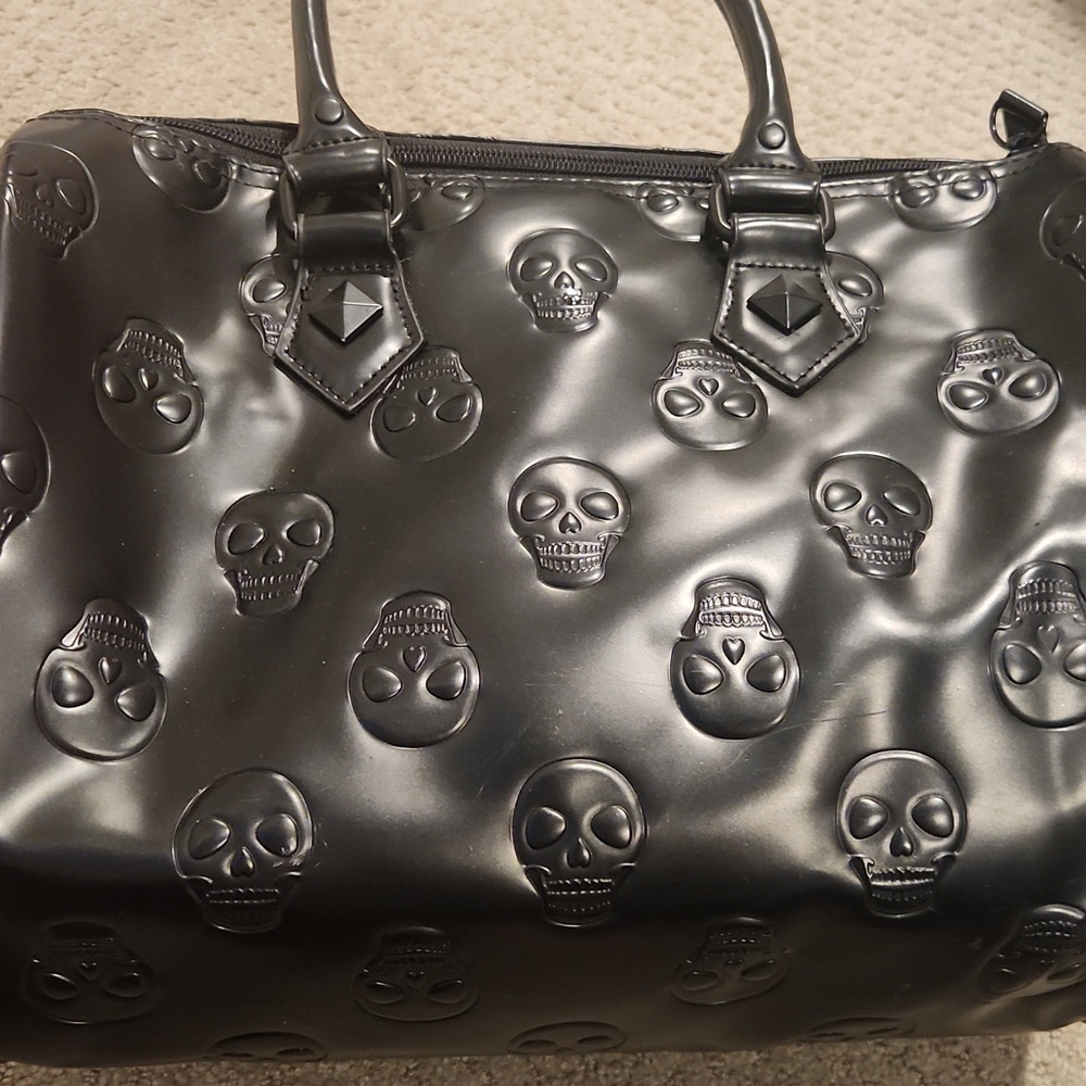 Loungefly Skull-Embossed Black Vinyl Satchel Bag. Large - Picture 5 of 14